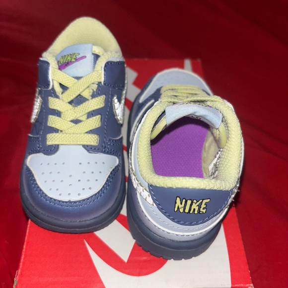 Nike dunks - Picture 3 of 4